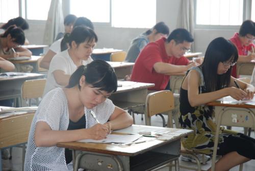 菏泽成人高考和自考有什么不同？